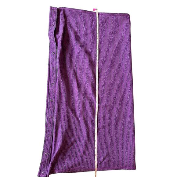 Lululemon Purple Vinyasa Soft Striped Snap Stretch Moisture Wicking Scarf - Picture 5 of 7